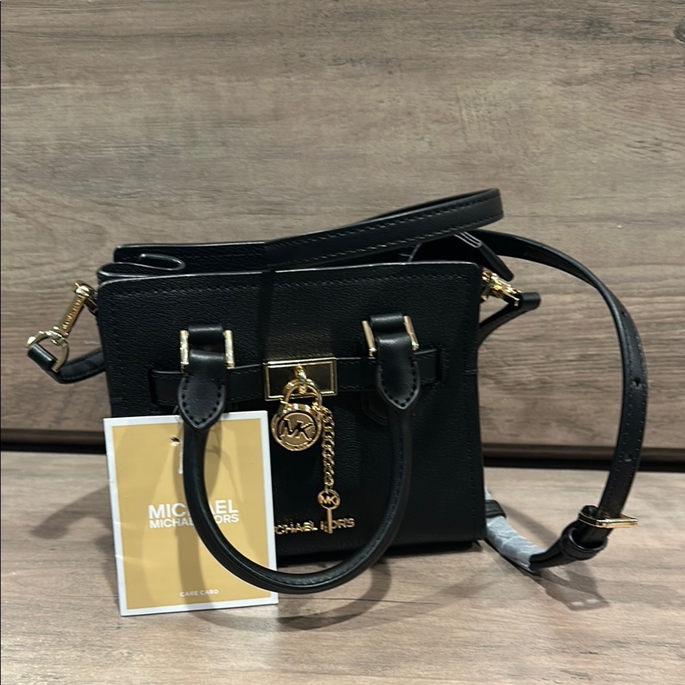 Michael Kors Black Crossbody Bag xs Satchel Leather w/lock & key charm